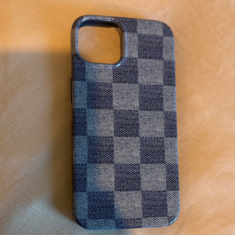 Velvet Caviar Blue and Gray Checkered Phone Case

Fits iPhone 14